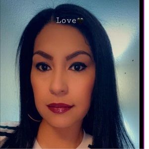 Meet your Posher, Erika